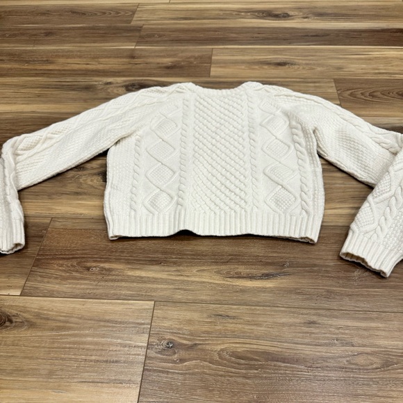 Aritzia Sunday Best Lima Cable Knit Sweater Heather Light Oatmeal Sz Medium - Picture 12 of 15